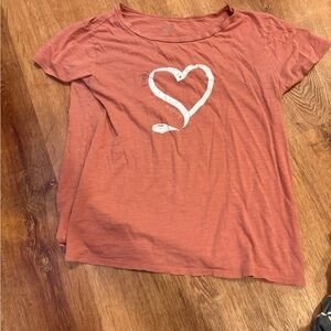 LOFT Rust Short Sleeve Heart Graphic Tee